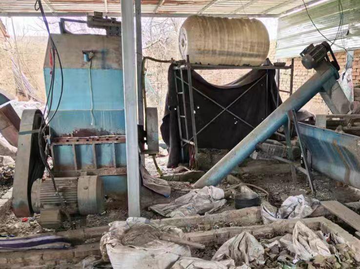 三门峡市地区闲置处理矿泉水瓶粉碎设备