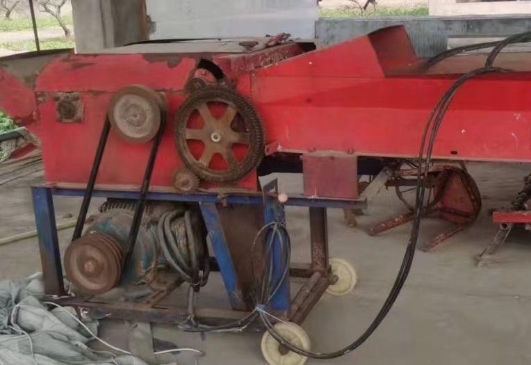 平顶山市地区处理两台铡草揉丝机