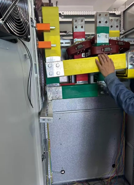 东莞市地区处理高低压电柜一批