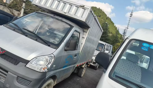 柳州地区处理五菱荣光小卡单排箱式