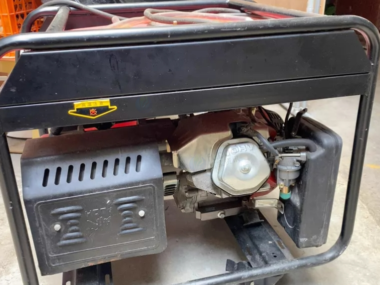 毕节市地区处理汽油发电机5千瓦两台