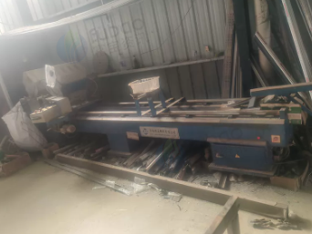 菏泽市地区个人处理双头锯 组角机 气泵 转盘锯 小端铣 冲床等断桥铝设备