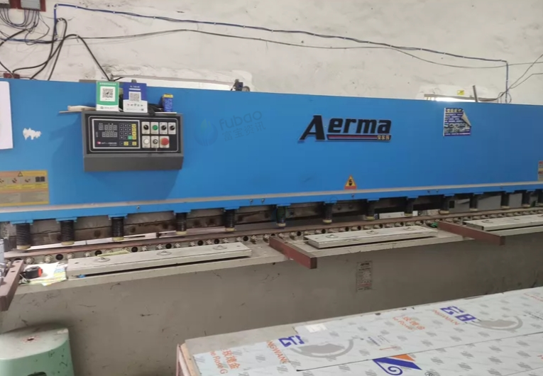 毕节市地区处理四米长液压折弯机剪板机