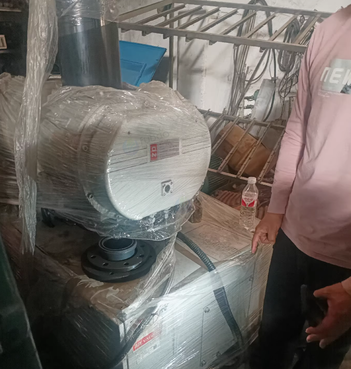 扬州市地区工厂处理上海众德真空泵组、多弧离子镀膜机