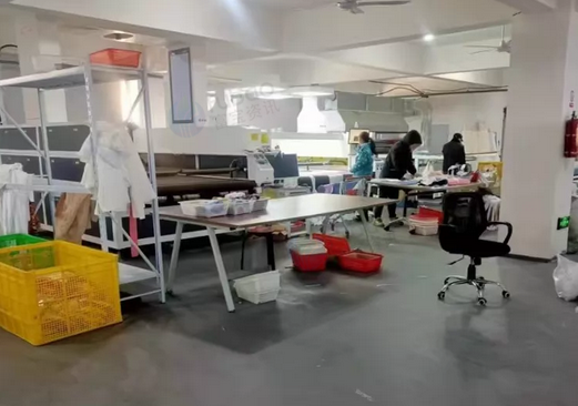 上饶市地区个人处理1500平服装厂