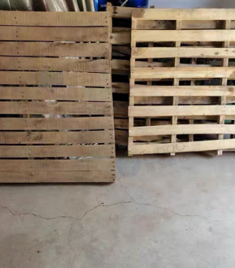昌吉地区处理一批木托盘