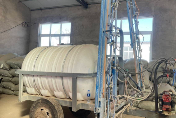 通辽市地区处理两吨22垄喷药车