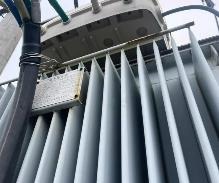 黄冈市地区个人处理闲置户外变压器+配电箱一套