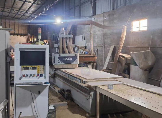 湛江市地区处理全屋定制工厂封边机、马氏4工序带上料平台、侧孔机、空压机、推台锯