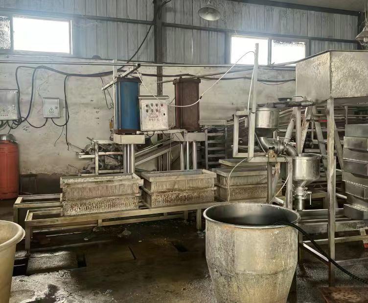商丘市地区豆腐坊处理全自动三连磨、泡豆机、冷库等
