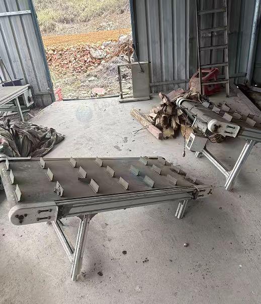 驻马店市地区处理装札机、搅拌罐、气泵、提升机、爬坡机等