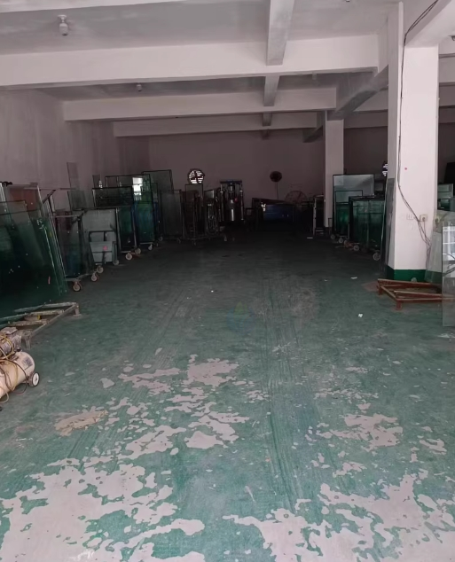 阜阳地区处理中空线、打胶机全套，丁机胶机一个，吕条切割机一个，气压叉车一个，大小玻璃架子几十个