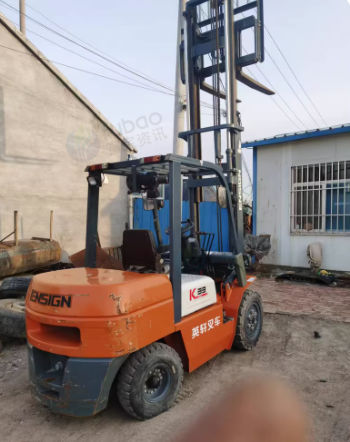 潍坊市地区处理22年3.3吨英轩叉车