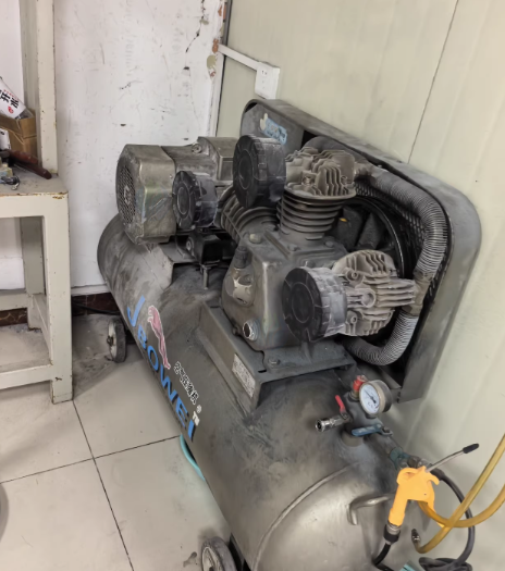 海口市地区工厂处理树脂瓦配件设备5台