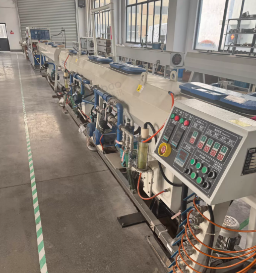 苏州市地区工厂处理20-160PPR挤出机管材生产线