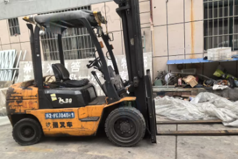 潍坊市地区处理自用3吨叉车