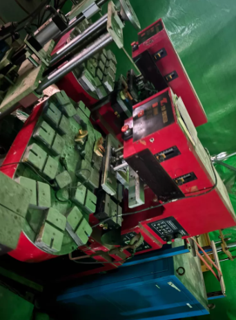 青岛市地区工厂处理2台3色移印机 平面丝网印刷机