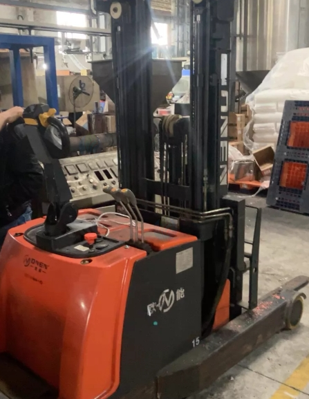 佛山市地区处理1.5吨叉车