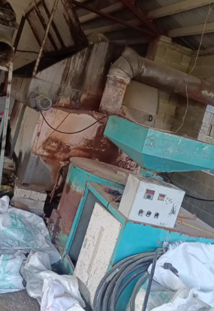 徐州地区工厂处理3T炼油锅一套