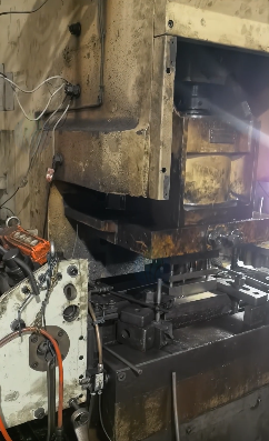 泉州市地区处理自用冲床APB-45型