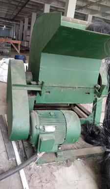 仙桃地区处理100型粉碎机整套