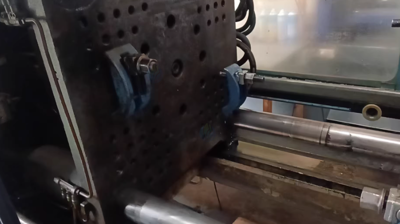 苏州市地区工厂处理海天机器90T带机械手