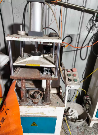 北京地区工厂处理断桥铝门窗设备 