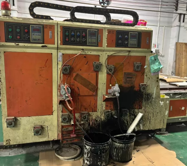 佛山市地区处理纸箱双色印刷开槽机