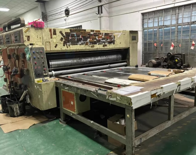 佛山市地区处理纸箱双色印刷开槽机