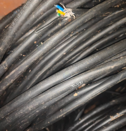 大连市地区处理铜芯4*4实芯电缆线一批