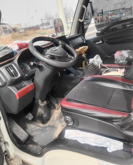 天津市地区改行处理领航S1高栏货车