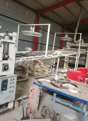 沧州市地区处理PVC软板生产线，塑料挤出机，舞蹈地胶生产线