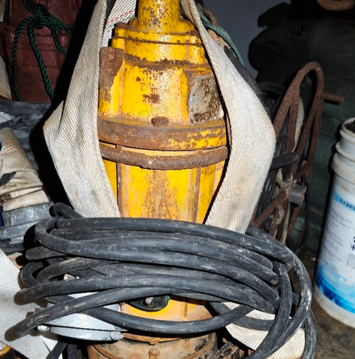 镇江市地区处理大功率抽水机原配加长线缆6台