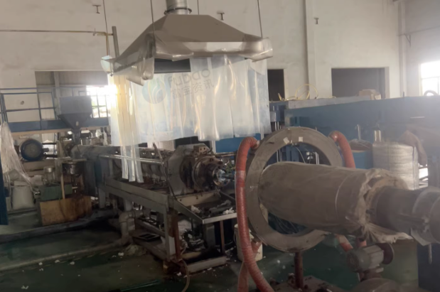 苏州市地区工厂处理125珍珠棉造粒机、EpE珍珠棉发泡机2套