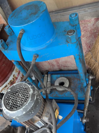 宜春市地区处理一台自动铲片机、280吨主销压力机