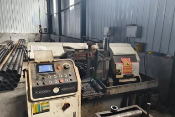 聊城市地区工厂处理2台60切管机 1台晨龙330锯床