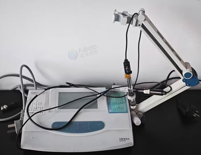 呼和浩特地区处理光谱SP-723紫外可见分光光度计、凯特离心机、台式光谱仪、通风柜、培养箱等