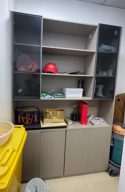 厦门市地区处理空调2台、冰箱、餐椅6把、电脑桌、麻将桌、储物柜