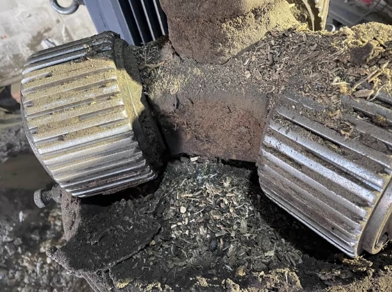 承德地区处理650颗粒机电机、110配电柜、输送带、振动筛