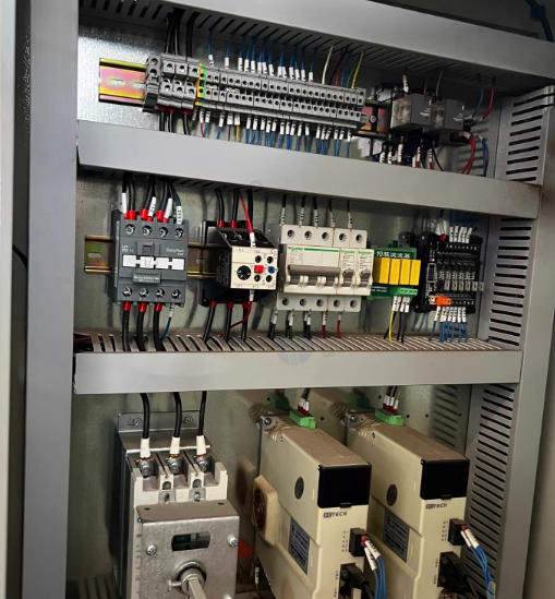 常州市地区工厂处理折弯机1台、激光切割机1台