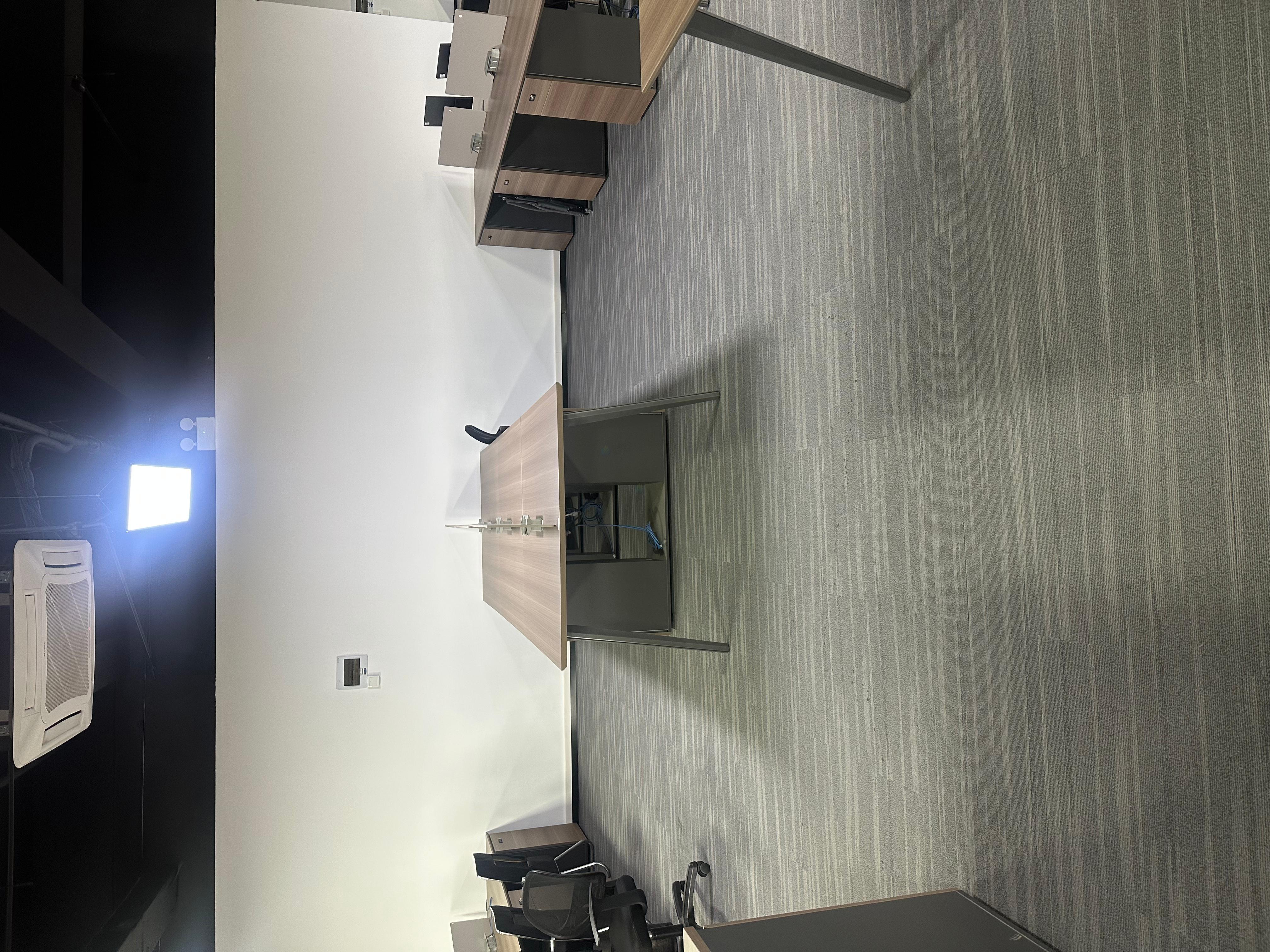 合肥市地区公司处理31组办公桌