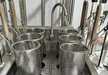 通辽市地区处理全自动6孔烫面机、调料消毒柜、牛角凳、卡台