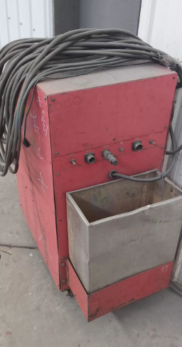 青岛市地区处理管板自动焊机2套