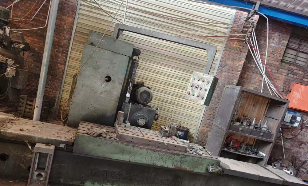 郴州市地区处理3台铣床