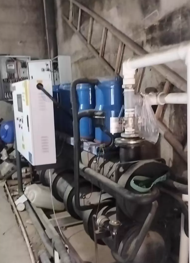 宿迁市地区处理水源热泵机组一套