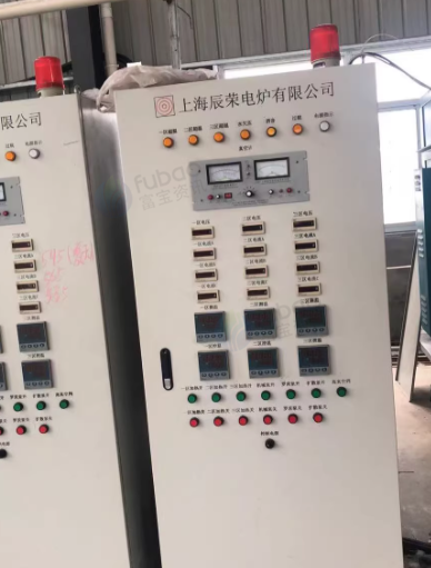 镇江市地区回收公司处理真空高温电炉两套、400T冲床1台、16T冲床1台