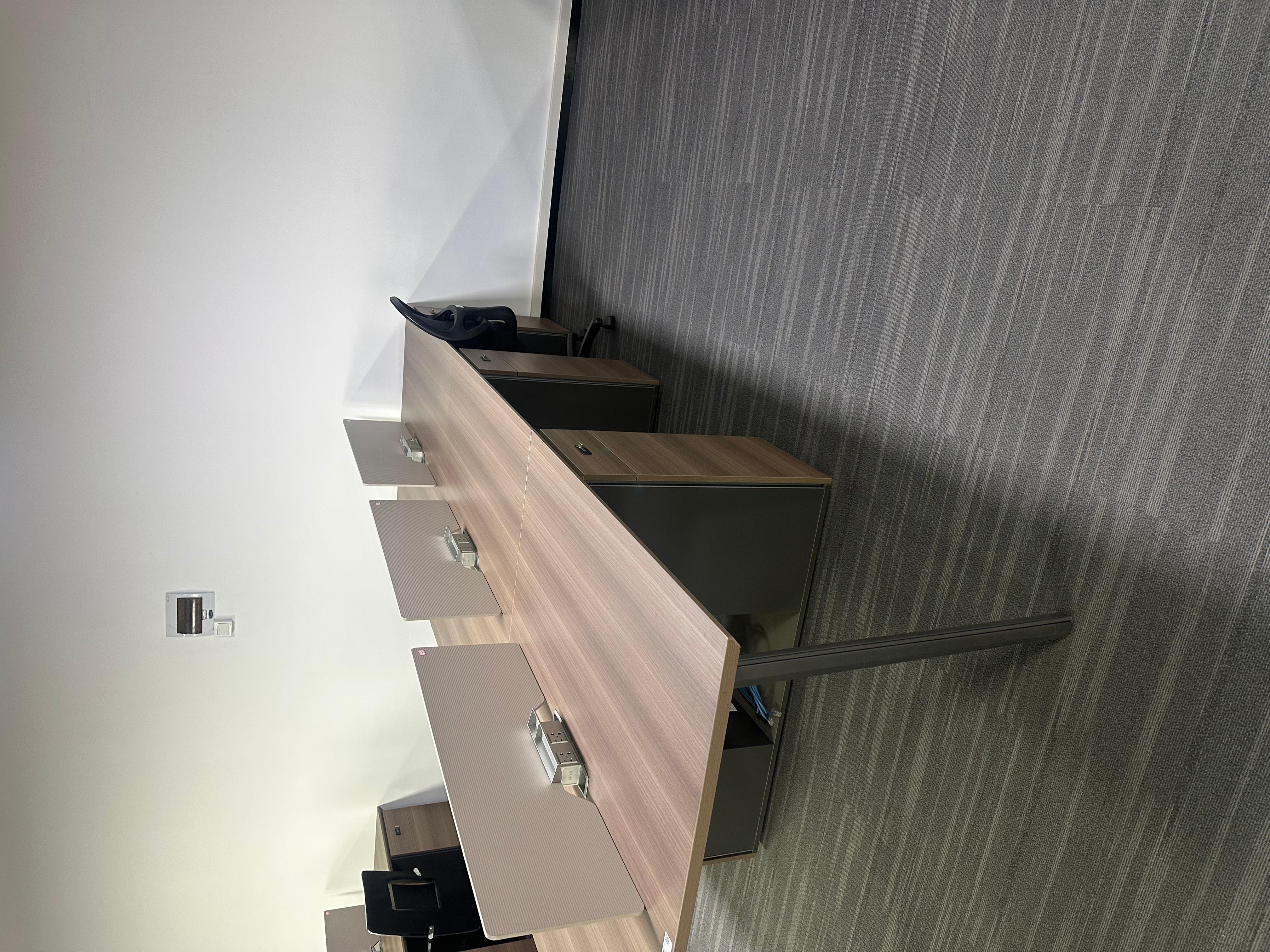 合肥市地区公司处理31组办公桌