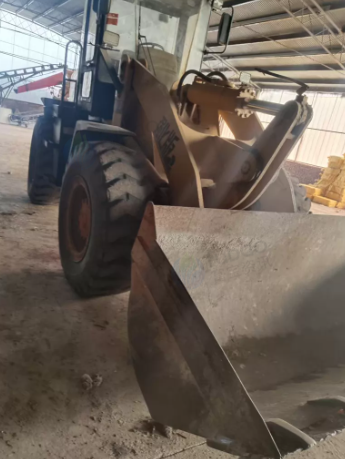 潍坊市地区处理山工装载机