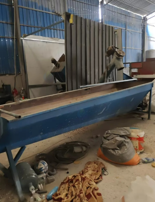 黔南地区个人处理塑料破碎一条线、80破碎机30电机、甩干机、水池等