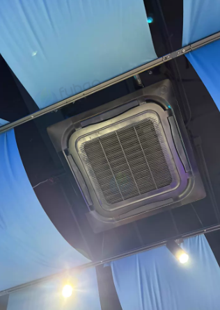 青岛市地区酒吧处理中央空调 冰箱 冰柜 制冰机 桌椅全套